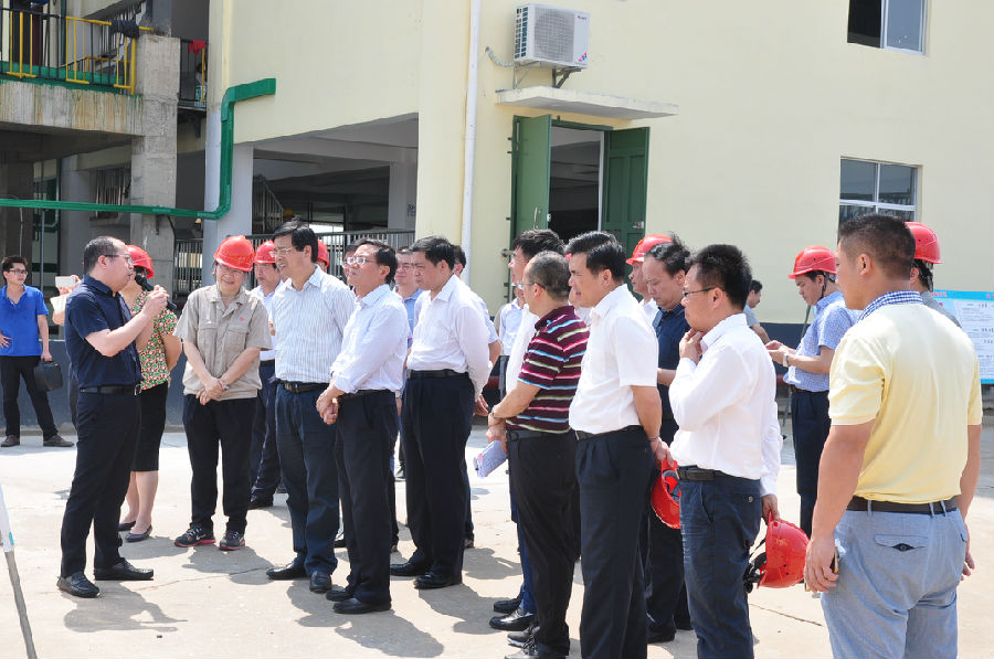 玉林市委書記莫恭明、市長蘇海棠率領(lǐng)四大班子來廣西銀億調(diào)研