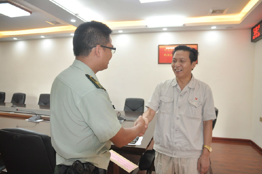 八一建軍節(jié)   共敘魚(yú)水情